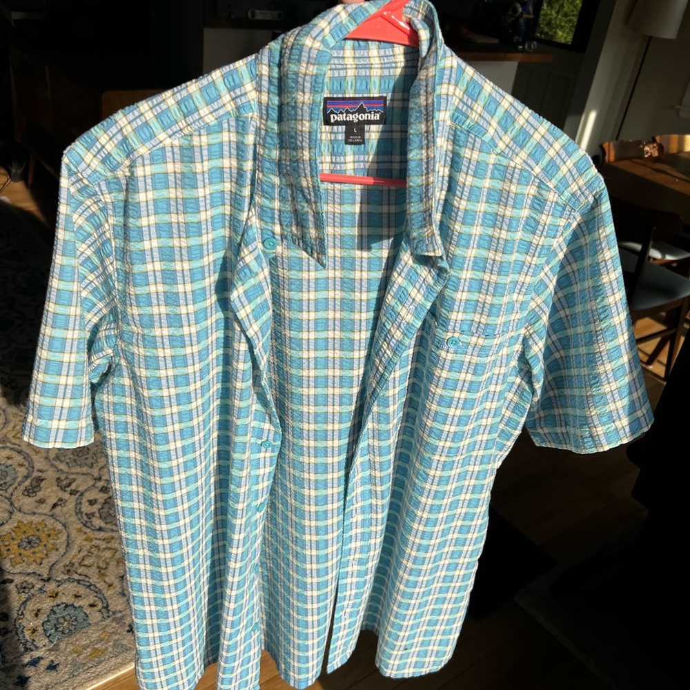Men’s Patagonia button up